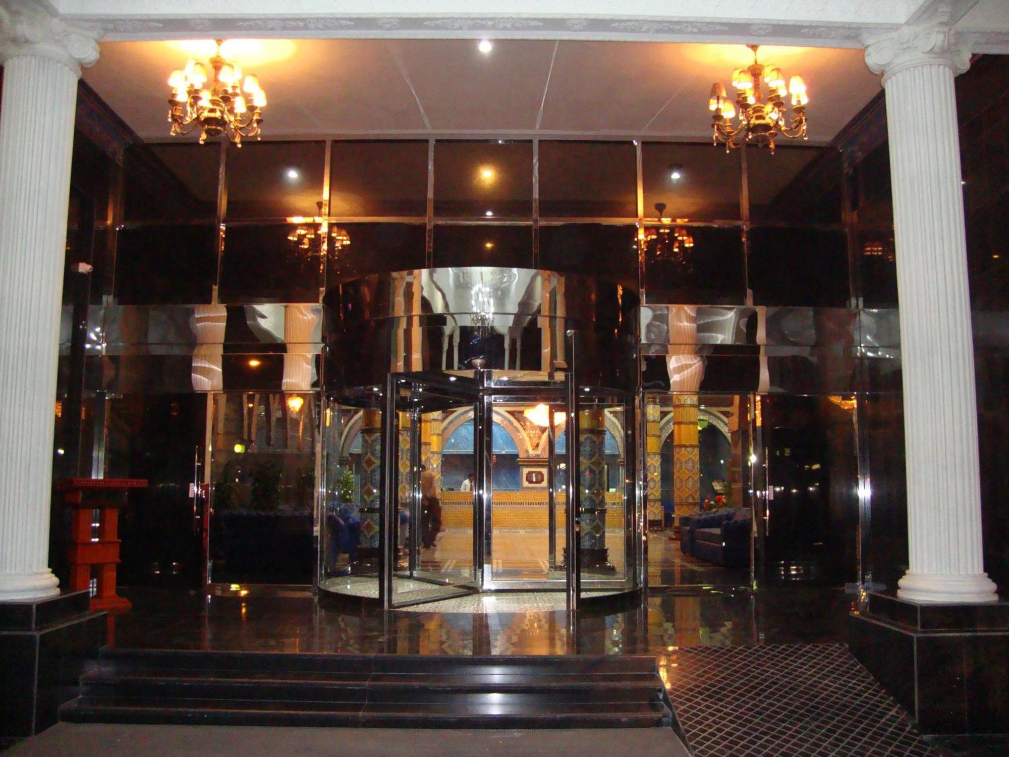 Gulf Gate Hotel Al Manamah Esterno foto