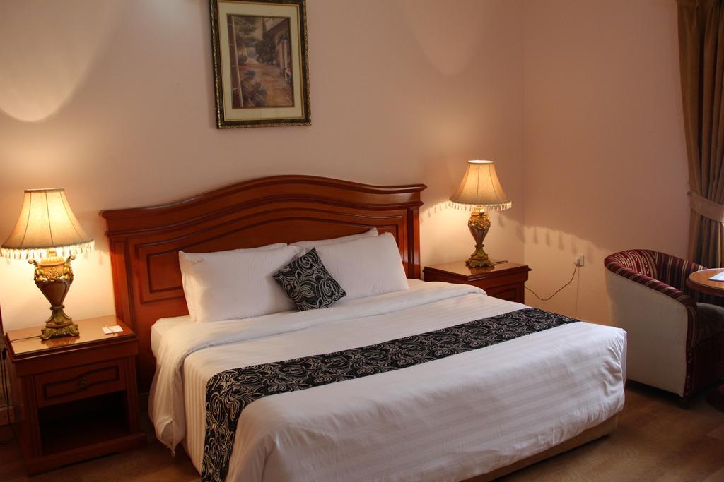 Gulf Gate Hotel Al Manamah Esterno foto